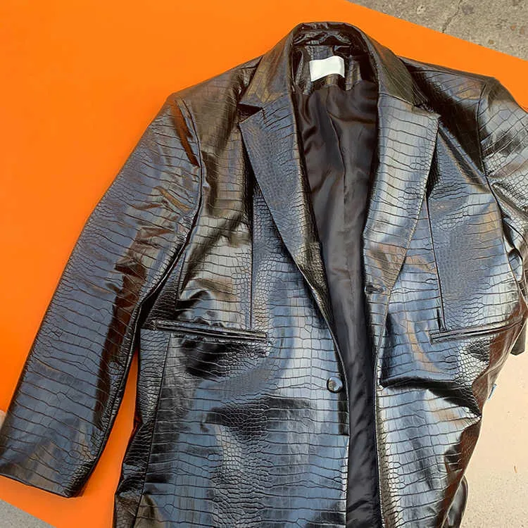 Giacca da uomo in ecopelle Buatan Mengilap Gambar Buaya Reflektif Hitam Musim Semi Muroicardi untuk Pria Blazer Kulit_voghion.com
