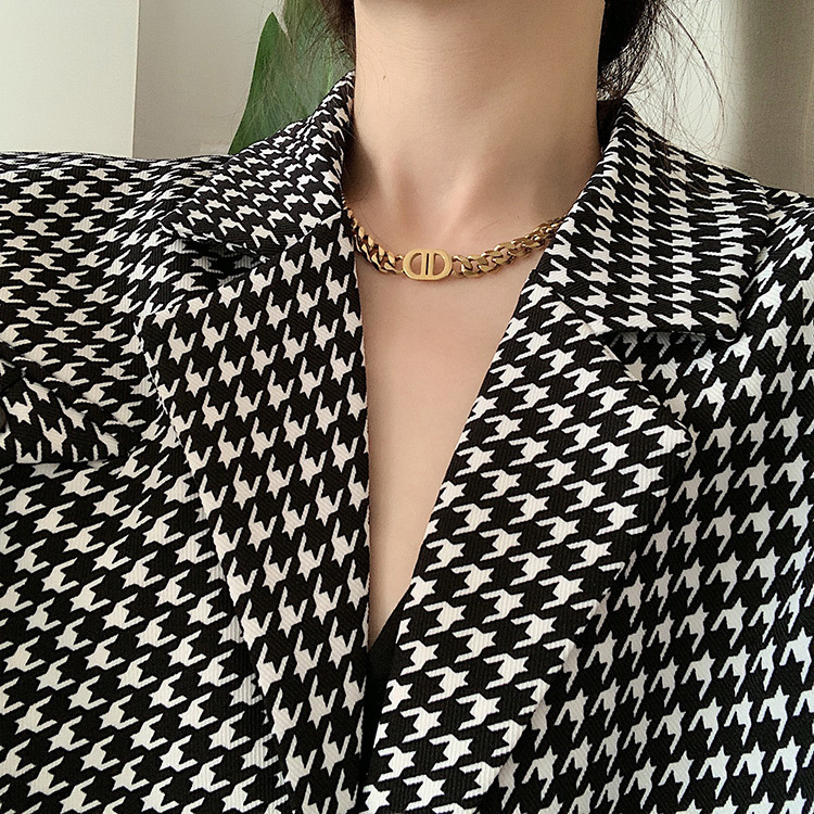 Gold Thick Chain Letter Titanium Steel Necklace Female Hip Hop Personality Short Collar Chain Versatile_voghion.com