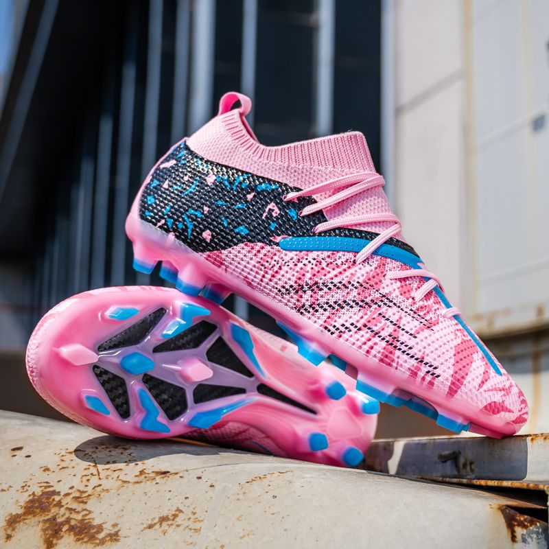 Zushunda promuove principalmente scarpe da calcio per ragazzi. Si preferiscono ordini all'ingrosso_voghion.com