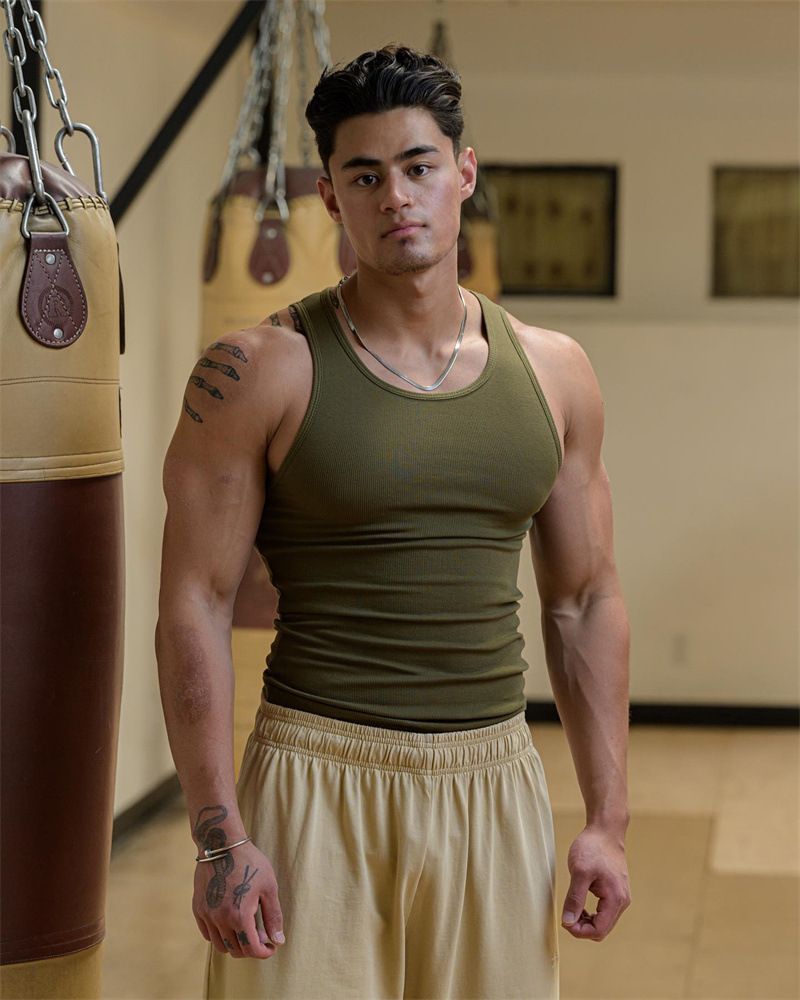 2024 American Style Summer Coarse Thread Tight Sports Fitness Base Layer Tank Top Trendy Men's Vest_voghion.com