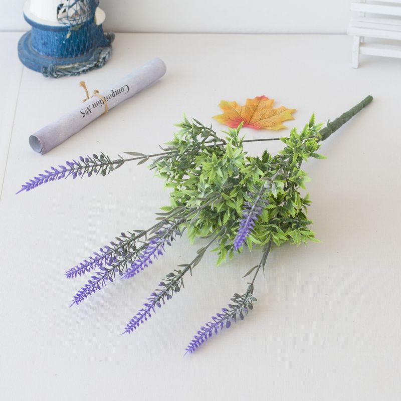 Simulazione di un bouquet di lavanda piantato con i capelli Progetto di rinverdimento della scena Simulazione di piante verdi Stile pastorale Piante artificiali morbide_voghion.com