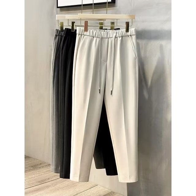 Drapierte Freizeithose für Herren, trendige, schlichte, einfarbige Hose mit elastischer Taille und geradem Neun-Punkt-Kordelzug_voghion.com