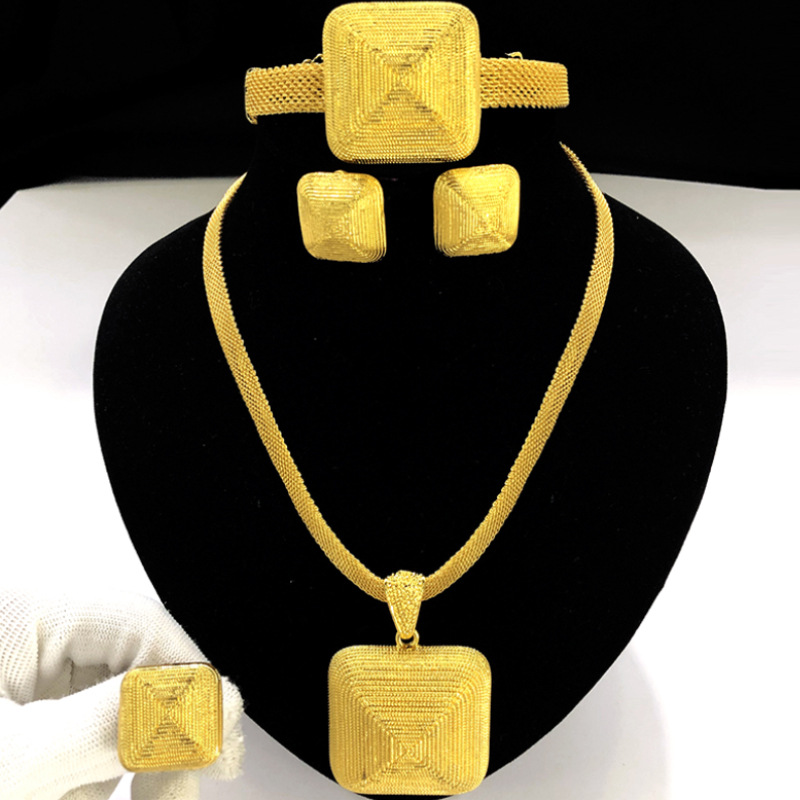 Alloy pendant jewelry set Pop necklace Earrings Bracelet ring four pieces of jewelry_voghion.com