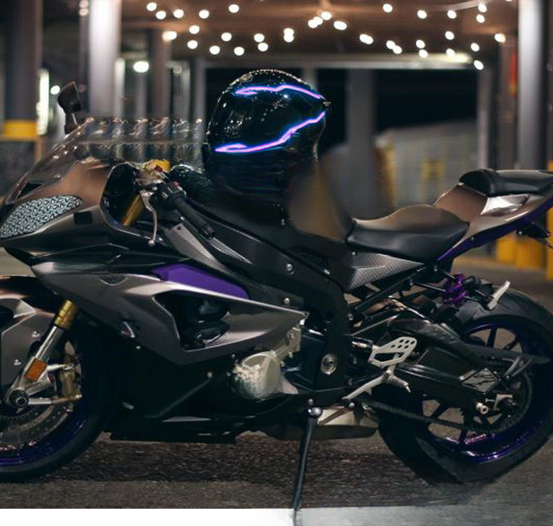 Aceeași motocicletă Siguranță de rulare Banda luminoasă cu LED Cască de motocicletă care emite lumină rece_voghion.com
