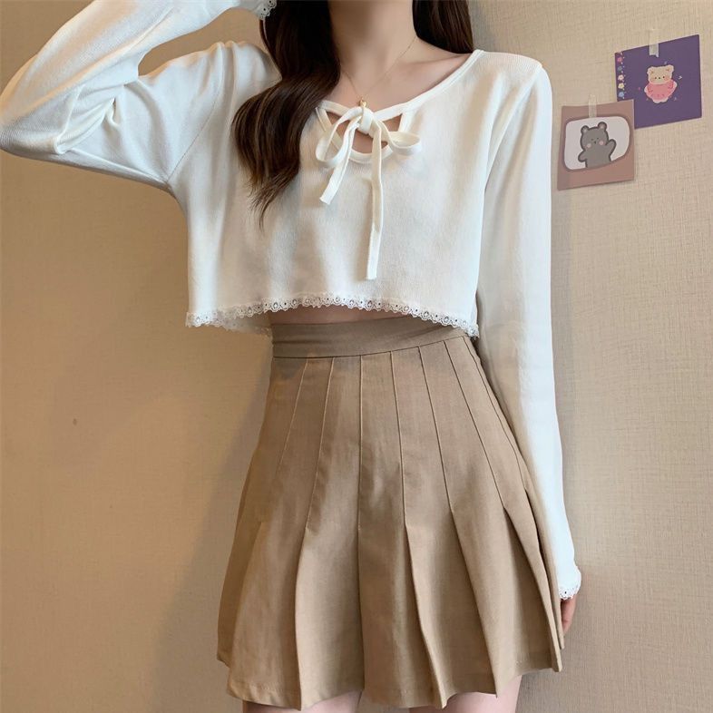 Elegant and lace V-neck long sleeved t-shirt for women, 2024 autumn new collection with strap design, niche slim fit top_voghion.com