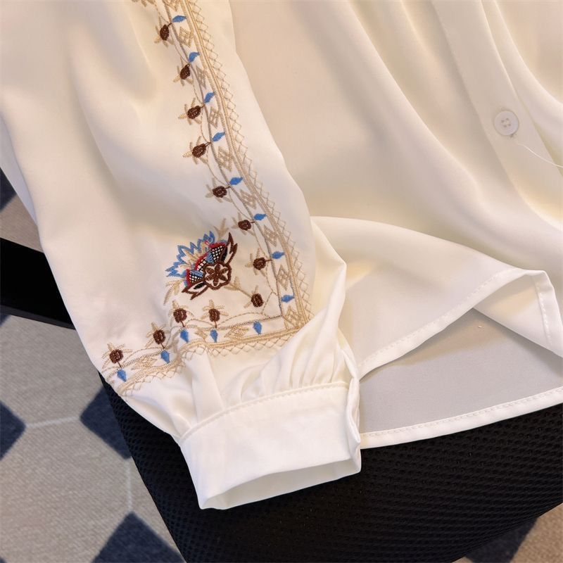 Damenbekleidung Besticktes langärmeliges weißes Hemd für Damen Neues Frühlings- und Herbstdesign Nischenmode Retro-Temperament Vielseitige Hemdoberteile_voghion.com