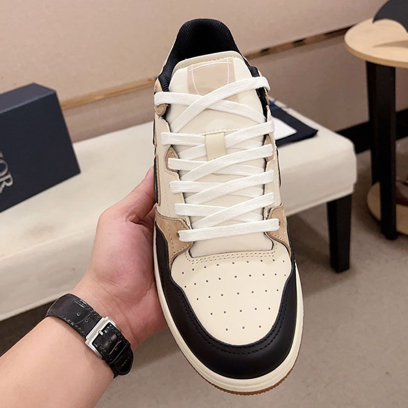 2024 Nuove scarpe sportive per il tempo libero D Family Couple B57 con suola spessa in vera pelle con lacci e blocchi di colore, per uomo e donna_voghion.com