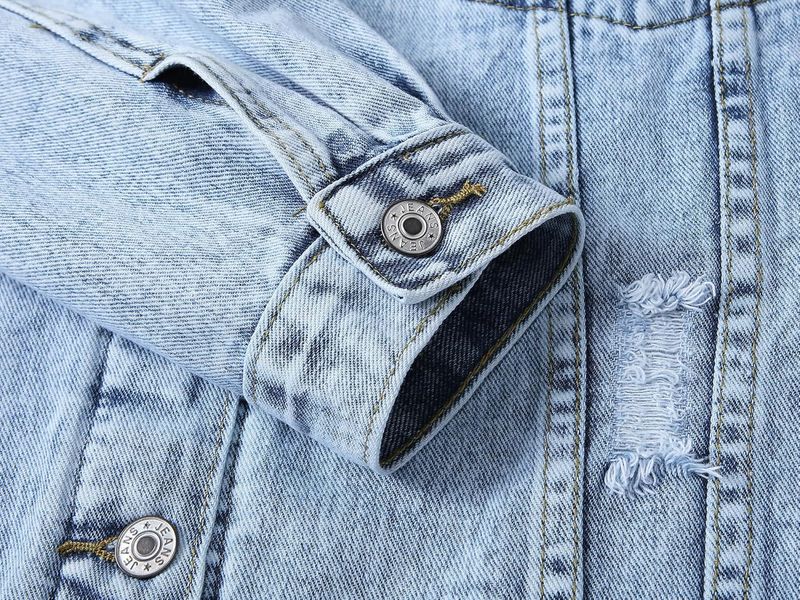 Giacca in denim effetto consumato, casual, stile boho, da donna, con maniche lunghe e strass, vestibilità ampia, colletto polo (azzurro)_voghion.com