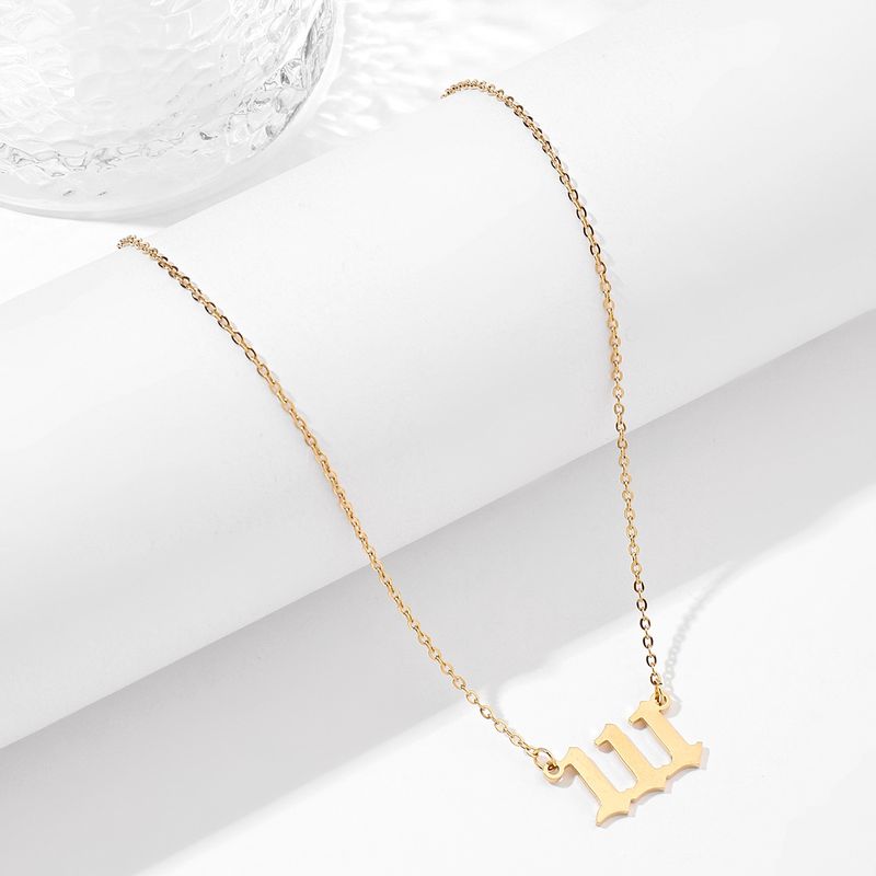 Collana con ciondolo a forma di nicchia classico placcato in oro, in acciaio inossidabile, con numeri e alfabeto, resistente alla luce, per donne_voghion.com
