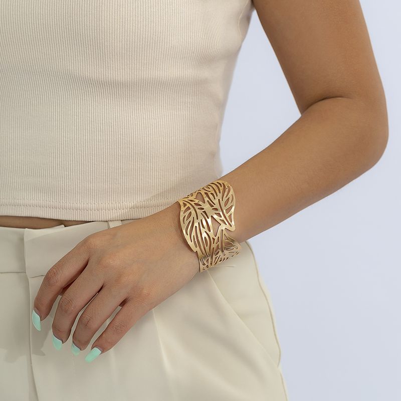 Bracciale 1 pz. Braccialetto retrò a foglia cava di nicchia_voghion.com