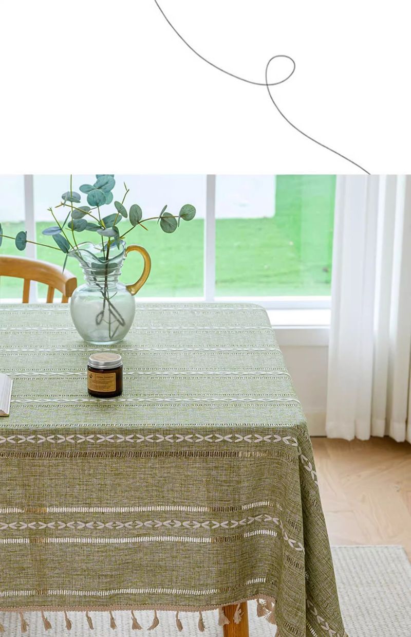 Nordische minimalistische Spitzentischdecke mit Quasten - Rechteckige Tischdecke aus reinem Baumwollleinen, bestickter dekorativer Läufer zum Essen_voghion.com