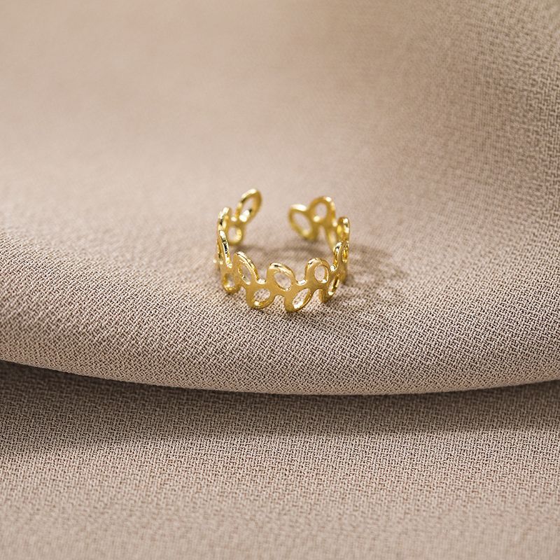 Bohemian Ethnic Retro Women Earring C-shaped Ear Clips Five-piece Set Without Ear Holes Multi-layer Hollow Leaf Stud Earrings Personalized Earrings_voghion.com