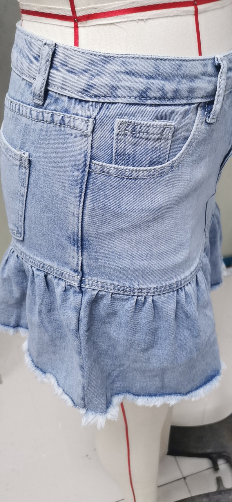 Gonna a pieghe Wish in denim lavato da donna_voghion.com