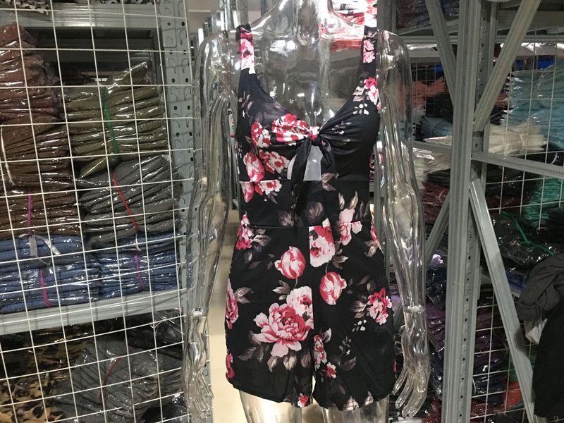 Suitable For All Seasons 2024 New Sexy Strap Chest Bow Tie Print Loose Jumpsuit Shorts_voghion.com