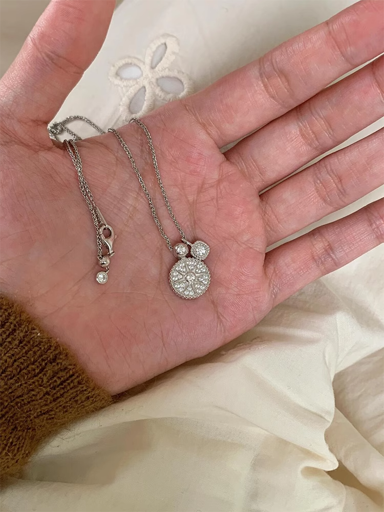 S Pure Silver Sparkling Eight-Pointed Star Compass Necklace French Light Luxury Unique Design Full Diamond Sunflower_voghion.com