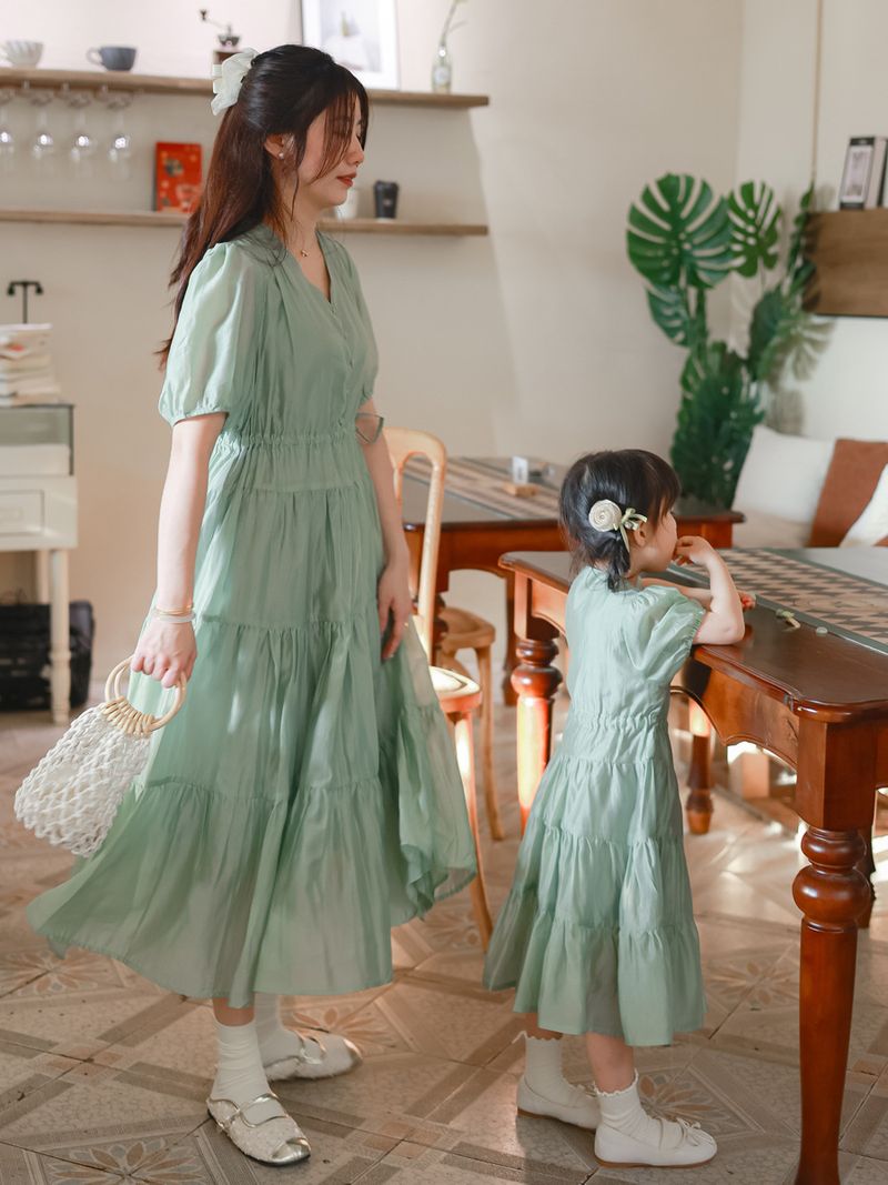 Madre e bambini Abito da genitore-figlio abito da madre e figlia 2024 gonna estiva da ragazza con temperamento elegante in vita stile coreano a maniche corte a maniche corte_voghion.com