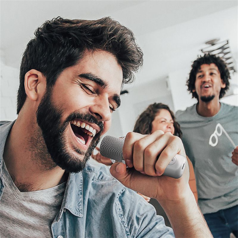 KD203 Karaoke Hine con 2 microfoni wireless doppi Boombox portatile AUX TF Card U Disk Player Cambia voce per feste_voghion.com