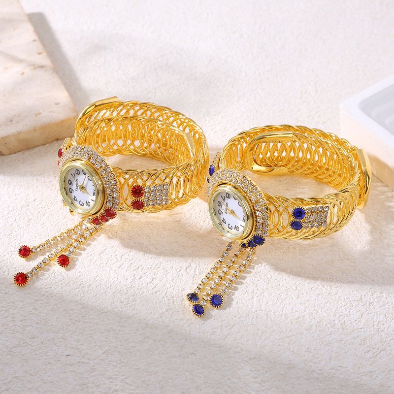 Nuovo orologio al quarzo con bracciale a nappa da donna, con diamanti, stile trendy e di alta gamma_voghion.com