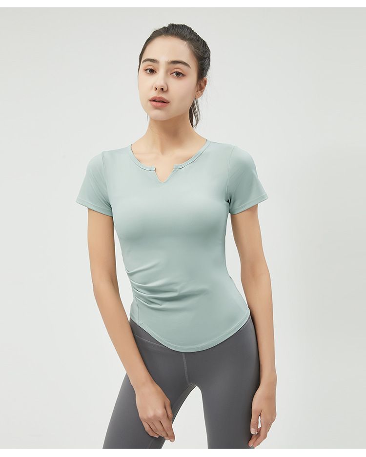 2024. aasta kevad/suvi uus jooksu-T-särk, joogakleit Naiste lühikeste varrukatega V-kaelusega alasti kitsas spordi-T-särk rinnapatjaga Fitness Top_voghion.com