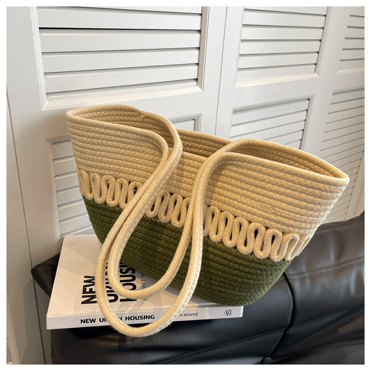 Ühe õlaga õõnestatud puuvillase niidiga uus suvine suure mahutavusega prantsuse õlgedest kootud kott, mereäärne puhkusereisi rannakott_voghion.com