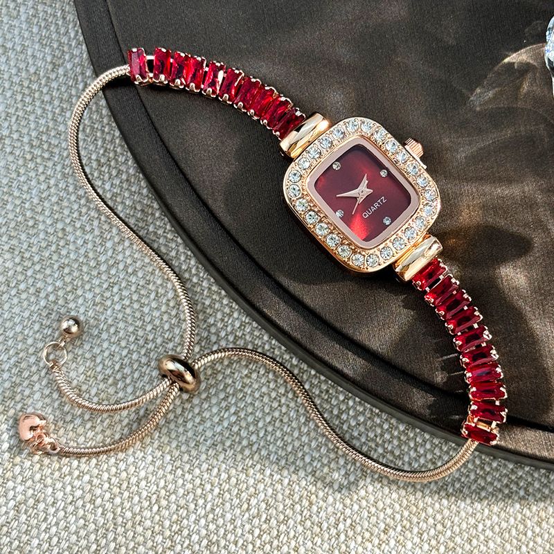 Damenarmbanduhren Zirkon Kleine Zuckerwürfel-Armbanduhr Ausziehbare Lazy Watch Außenhandel Grenzüberschreitende farbige Diamant-Damenquarzuhr_voghion.com