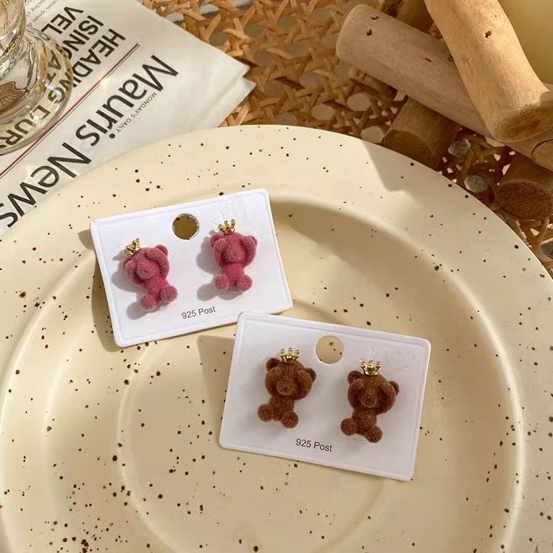 Cute Exquisite Flocked Bear Earrings Women's Niche High-end New Quirky And Unique Plush Earrings_voghion.com