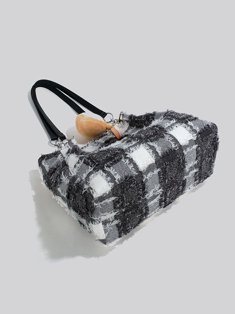 Advanced Canvas Tassel Casual One Shoulder Large for Women 2023 New High Capacity Commuter Tote Bag_voghion.com