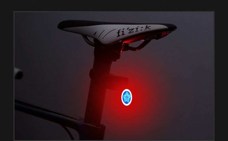 Feux de vélo de montagne à chargement USB, éclairage arrière créatif haute luminosité pour la conduite de nuit_voghion.com