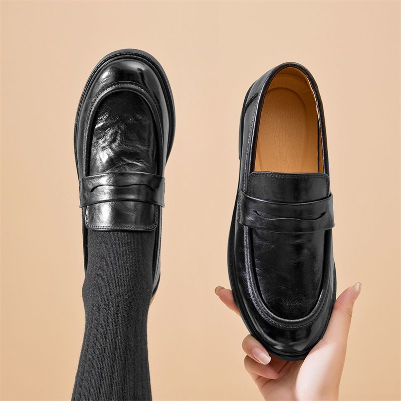 2025 Neue Loafer mit dicker Sohle für Damen, trendige Damenschuhe aus Rindsleder im Herbst, kleiner Blockabsatz im britischen Stil_voghion.com