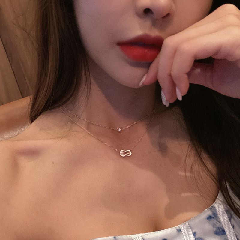 Ceinture unisexe infinie à double couche plaquée avec collier à boucle en fer à cheval en or pendentif chaîne de clavicule en argent pour femme_voghion.com