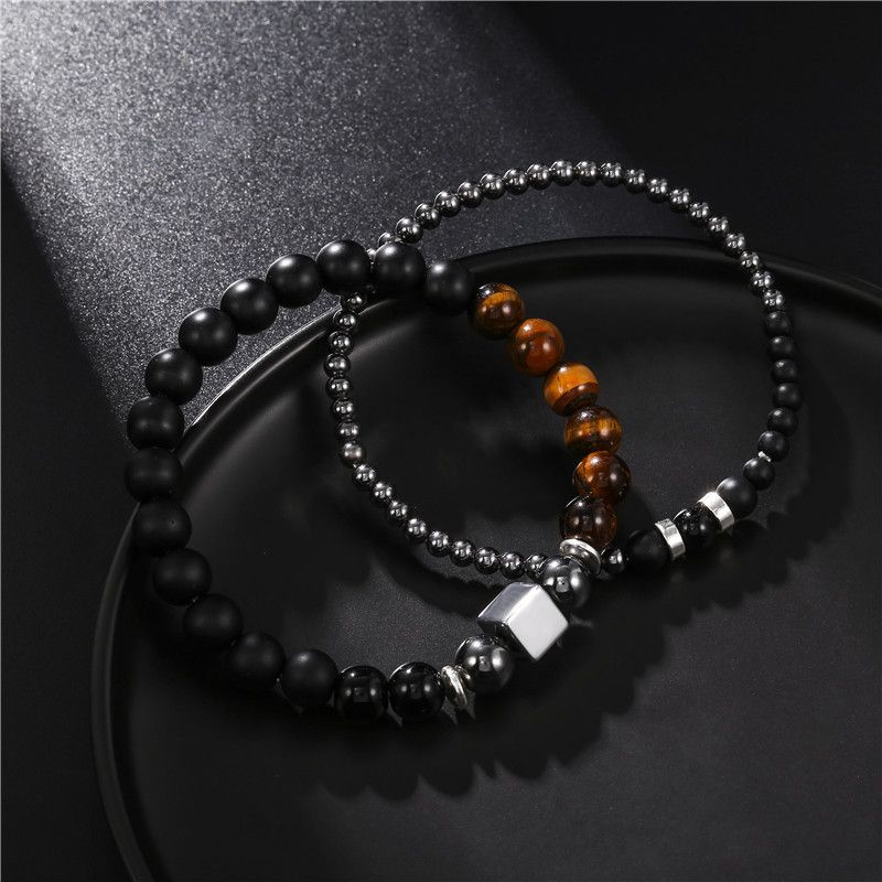 8 mm schwarzer, mattierter Tigerauge-Stein, 4 mm schwarzer Eisenstein durch den Würfel, elastisches Armband-Set für Männer_voghion.com