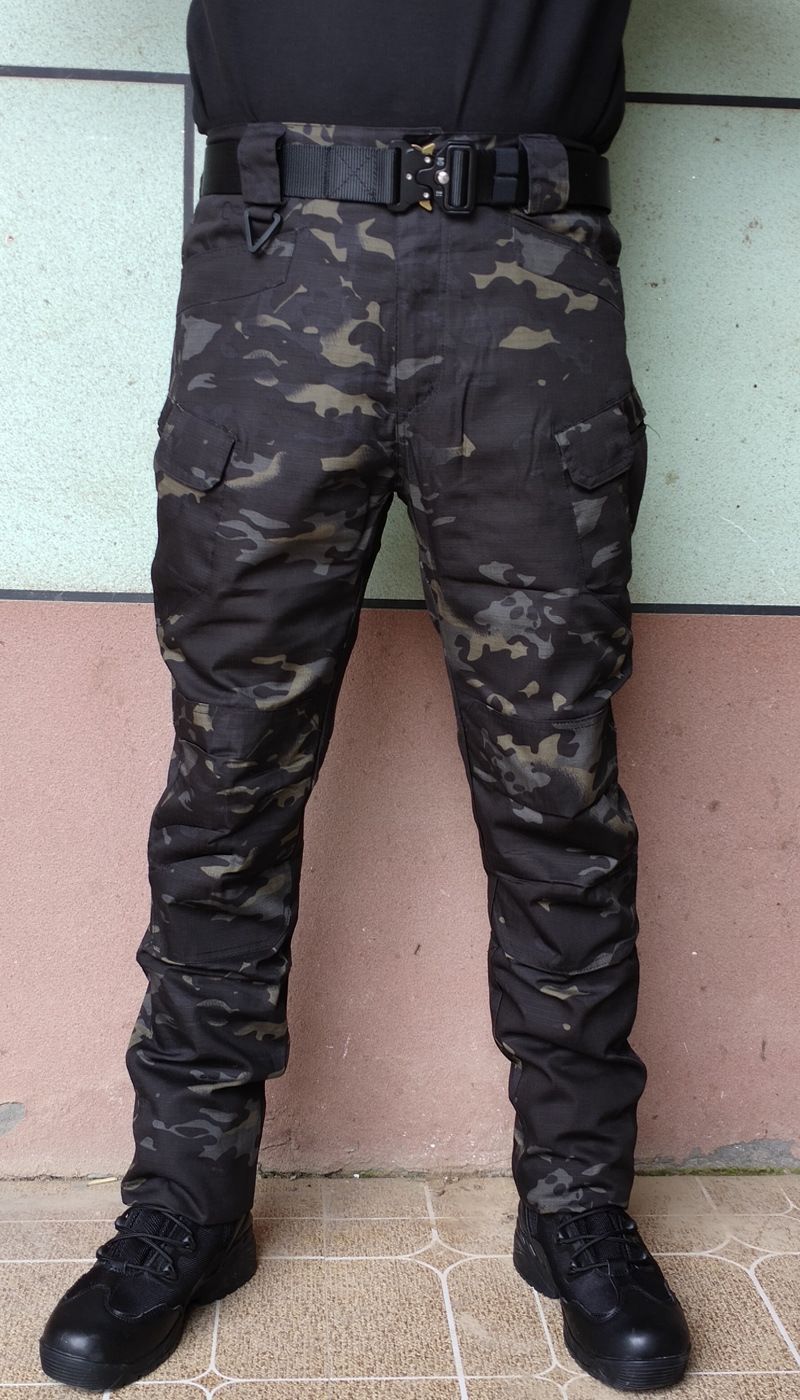 Abbigliamento da uomo Pantaloni tattici impermeabili in tessuto a quadri Pantaloni da combattimento mimetici urbani da uomo Tuta Pantaloni multi-bag IX7 resistenti all'usura_voghion.com