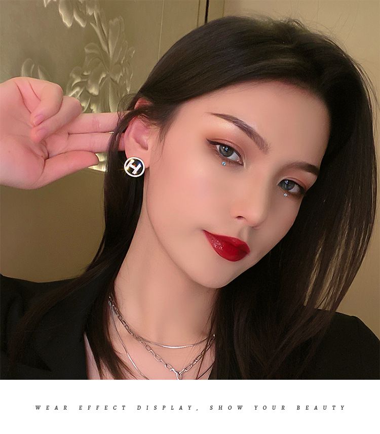 Accessori da donna Orecchini con diamanti incastonati, design dal temperamento semplice, tendenza, orecchini_voghion.com