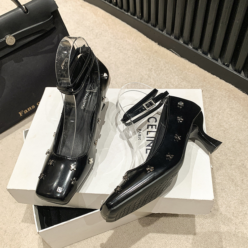 Chaussures de danse classiques à talons hauts croisés, noires, rétro, talons hauts épais, en cuir, Mary Jane, nouvelle collection 2024_voghion.com