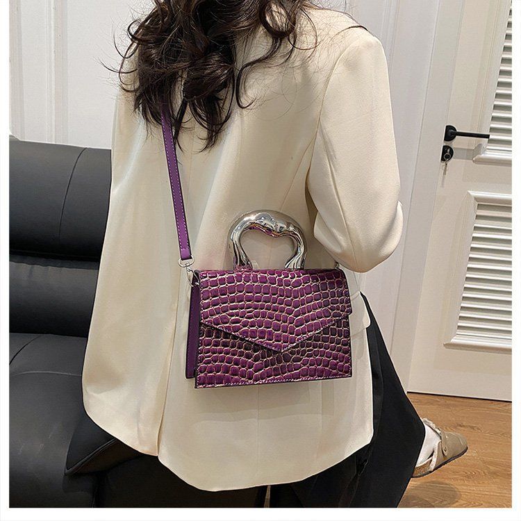 Advanced Crocodile Pattern for Women 2024 New Fashionable and Versatile Crossbody Bag, Stylish Handheld Small Square Bag_voghion.com