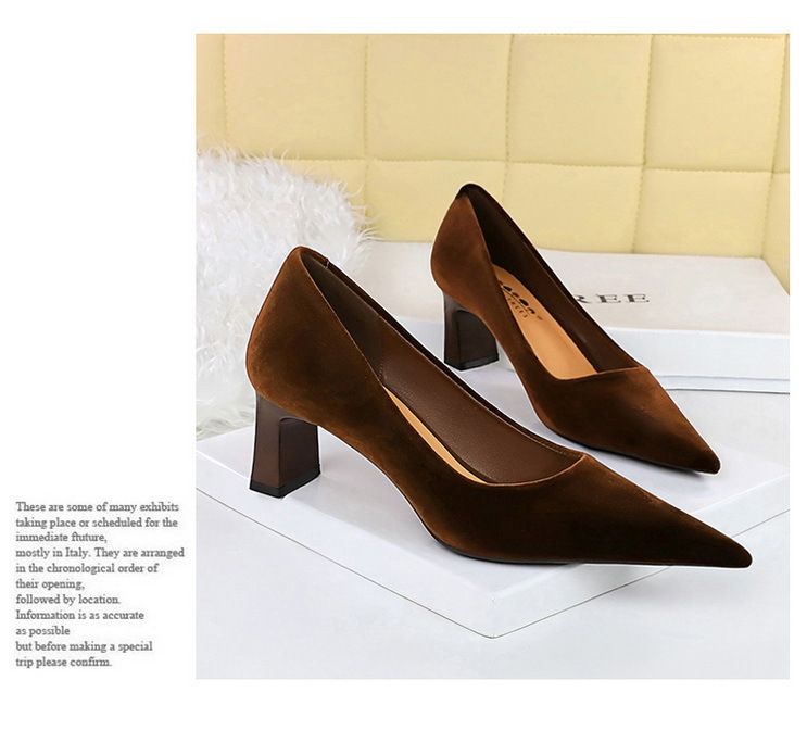 6188-9 Zapatos sencillos de moda para banquetes, de tacón alto y grueso, de gamuza y terciopelo del oeste, con boca poco profunda y puntiagudos_voghion.com