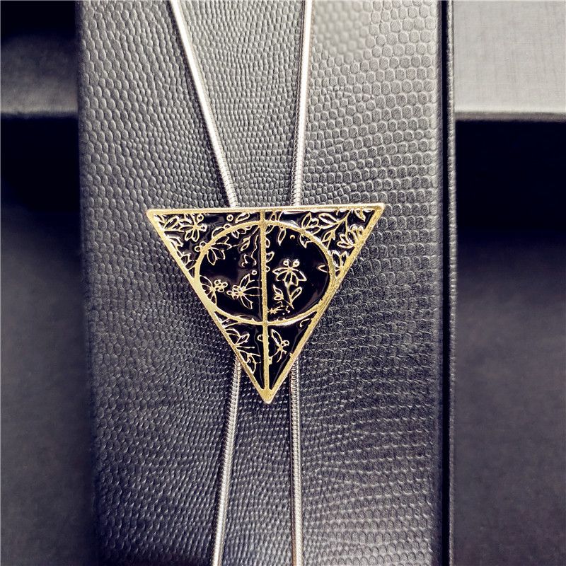 Cravatta in pelle stile dark Potter con tre oggetti sacri, triangolo Bolo per uomo A01B2C59, versione coreana_voghion.com