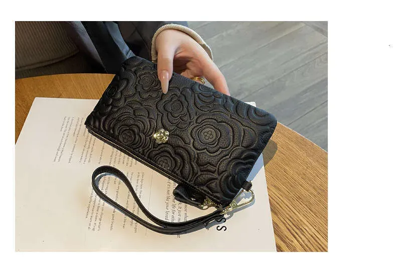 Top Layer Cowhide Long Printed Wristlet Bag Fashionable Mom Clutch Classic Trendy Versatile Wallet_voghion.com