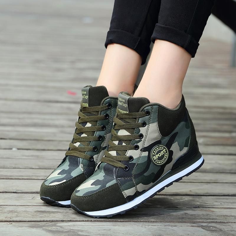 Damen Canvas Sneakers Atmungsaktive, höhenverstärkende Camouflage-Freizeitschuhe_voghion.com