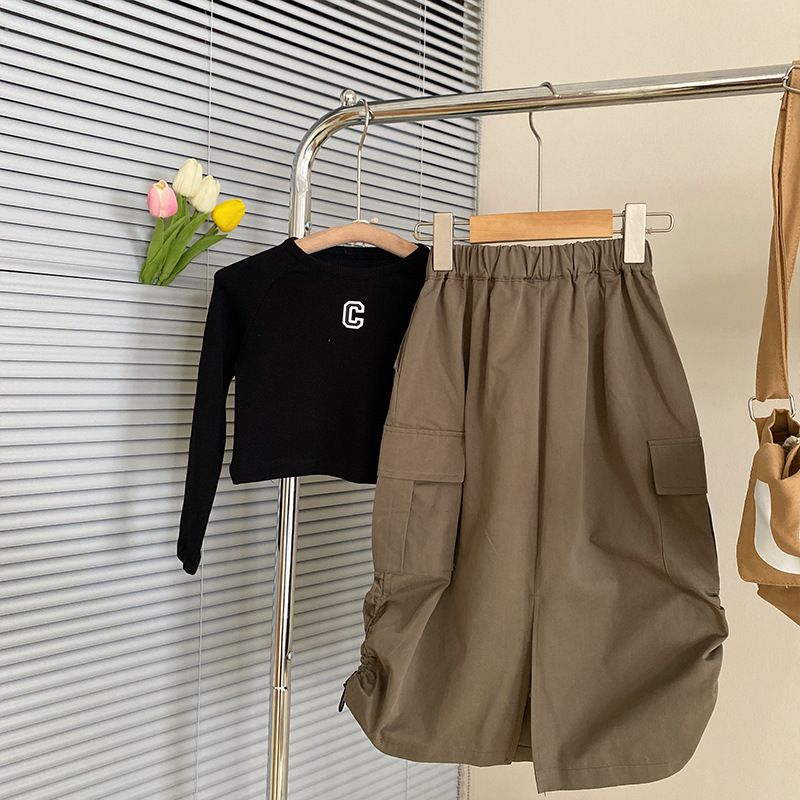 Mother&Kids Damen-Set mit Stickereien im Buchstaben C, Rundhalsausschnitt, langärmliges Oberteil, hohe Taille, mittellanger Werkzeugrock, Anzug, Flut_voghion.com