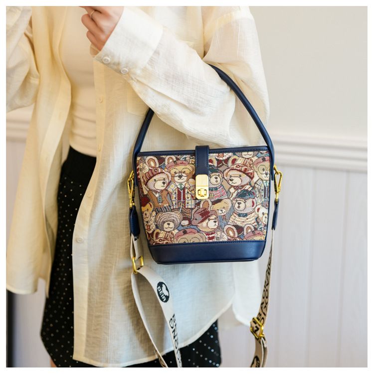 Borsa a secchiello di grande capacità, borsa a mano con design di nicchia, borsa da donna versatile, borsa a tracolla singola_voghion.com