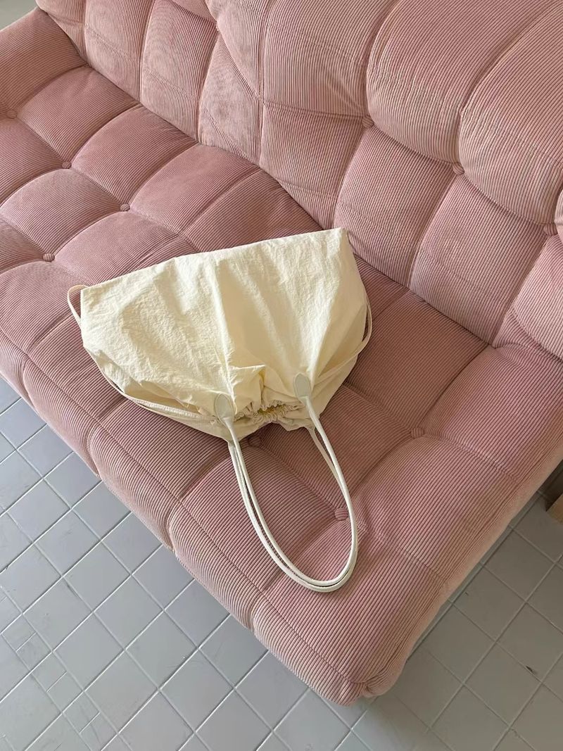 Koreaanse Casual Stoffen Dames Nieuwe Grote Capaciteit Forensen Crossbody Tas Met Trekkoord Zak 2025 Lente Zomer Nieuwe Mode Veelzijdig_voghion.com