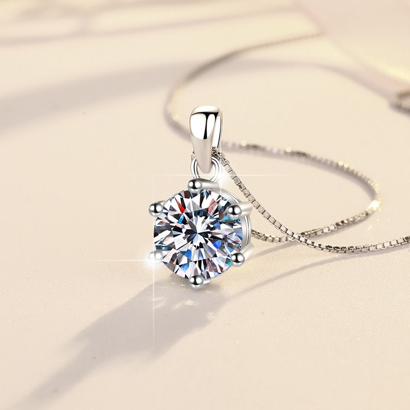 Collana da donna in argento con corona classica, ciondolo semplice a sei punte, catena con clavicola in moissanite_voghion.com