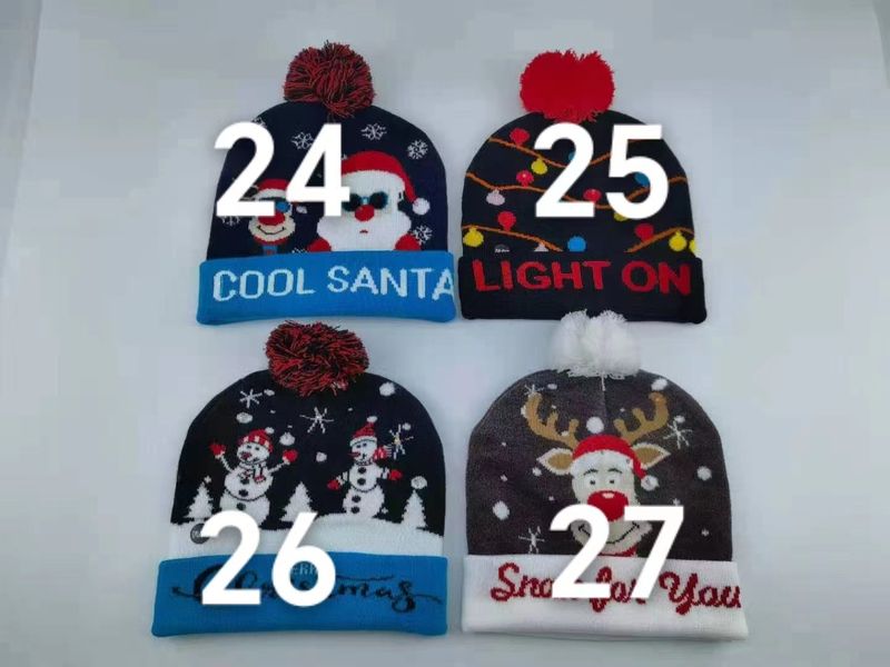2024 Nieuwe Jacquard LED Wollen Herfst/Winter Warme Gebreide Kerstmuts_voghion.com