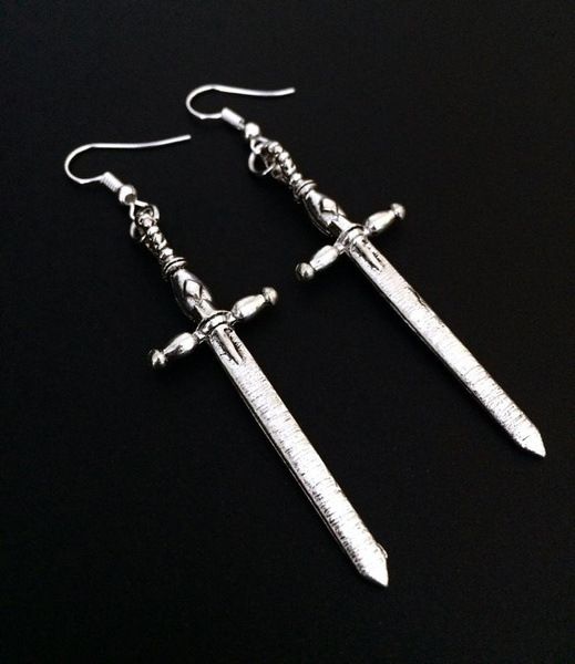 Ohrringe dark punk metall kreuz schwert ohrringe heißer-verkauf neue produkte Retro persönlichkeit übertrieben dolch ohr haken_voghion.com