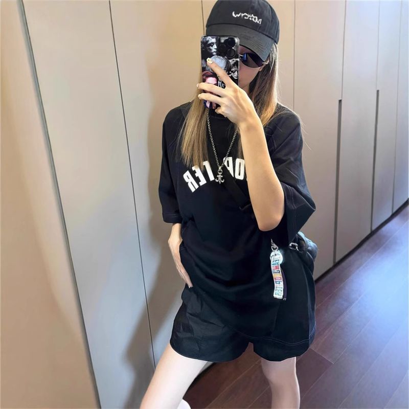 2025 TEAM WANG Wang Jiaer Collaboration Color-Block Contrast Stitching Short Sleeve Unisex Loose Couple T-Shirt_voghion.com