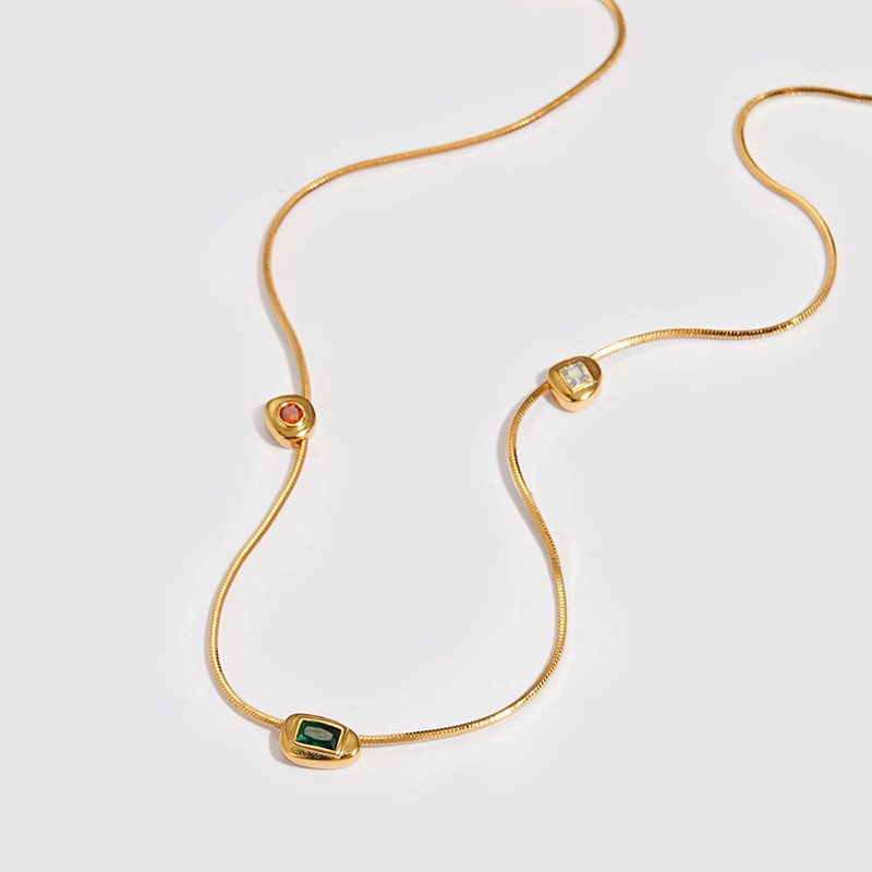 Designer style retro ruby necklace, women's light luxury style, fashionable and exquisite, small group wearing versatile and high-end collarbone chain_voghion.com