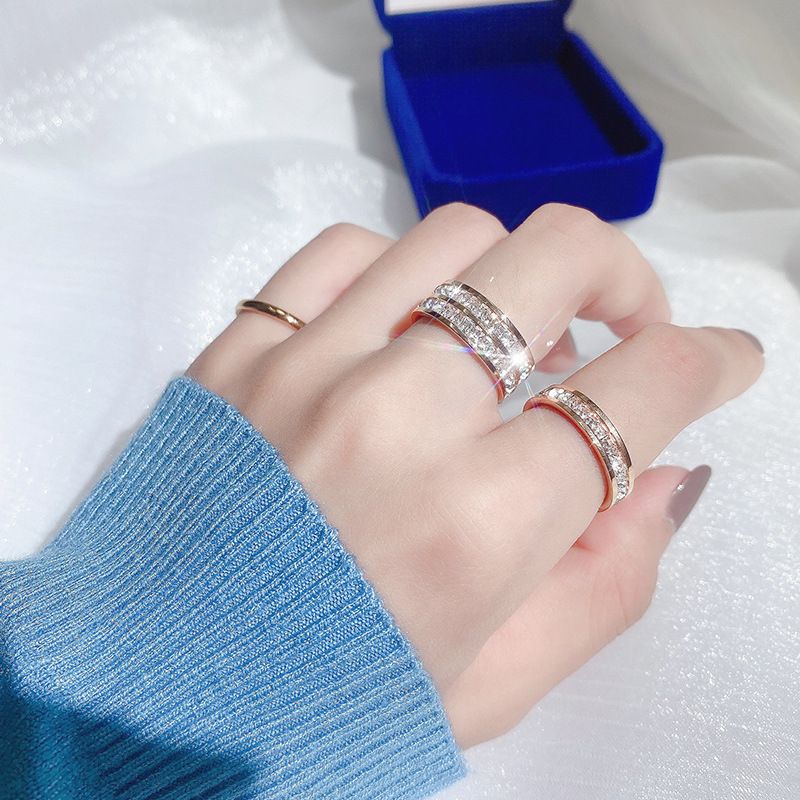 Damenringe Persönlichkeit Ein- und Zweireihiger Diamantring Weiblicher Titanstahl Volldiamant Modering Nische Nicht verblassender Sternenhimmelschmuck_voghion.com