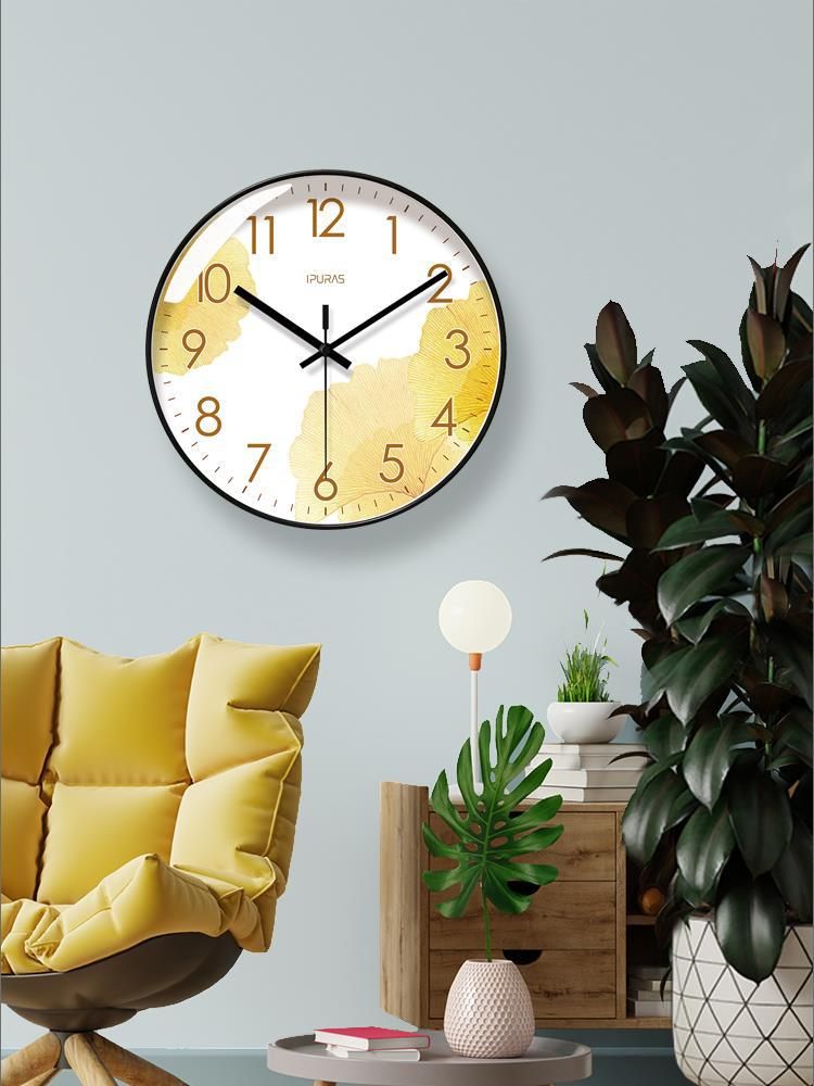 Yipula 6234 Wanduhr im goldenen Ginkgo-Stil für das Wohnzimmer, schlichter nordischer Stil, leise, Sekundenzeiger, Quarzuhr_voghion.com