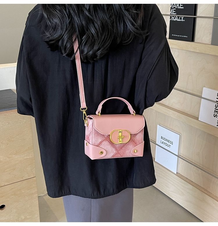 H7 High-End-Nische Damen neue trendige und vielseitige High-Look-Umhängetasche, modische Mini-Handtasche klein_voghion.com